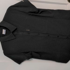 Columbia Sportswear Company Size L Black  Lightweight Shirt with Zippered Pocket